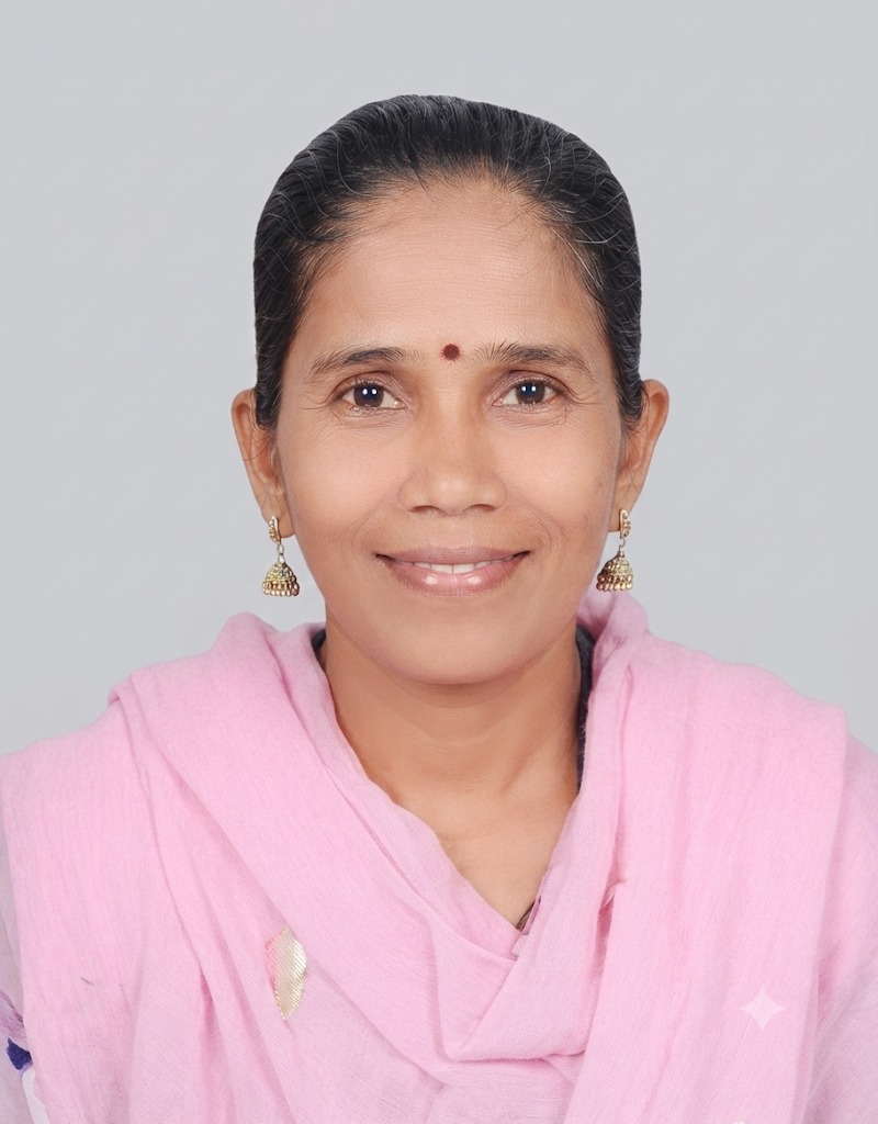 Aruna sudhir - Part time Cleaner and Baby Sitter in ghatkoper west in Thane